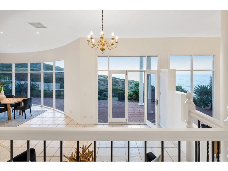 6 Albatross Walk, Hallett Cove SA 5158