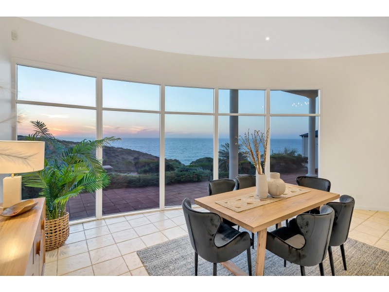 6 Albatross Walk, Hallett Cove SA 5158