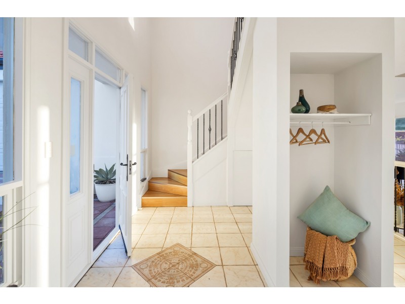 6 Albatross Walk, Hallett Cove SA 5158