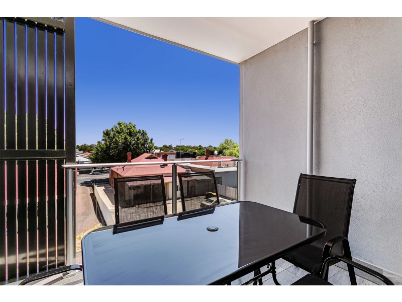 10/2 Rankine Road, Torrensville SA 5031