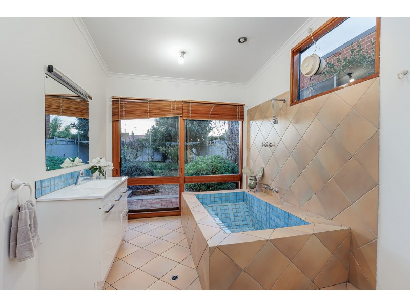 12 Ross Street, Thebarton SA 5031