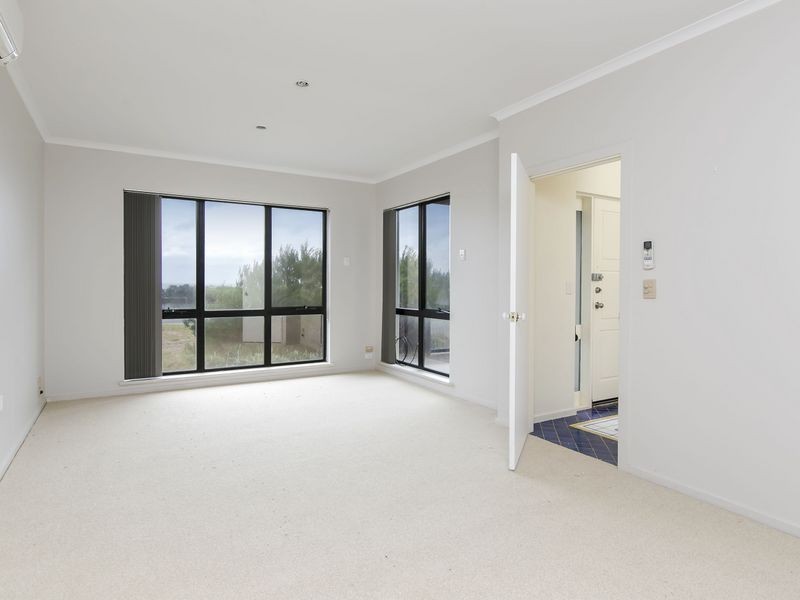 1/58 Esplanade, Christies Beach SA 5165