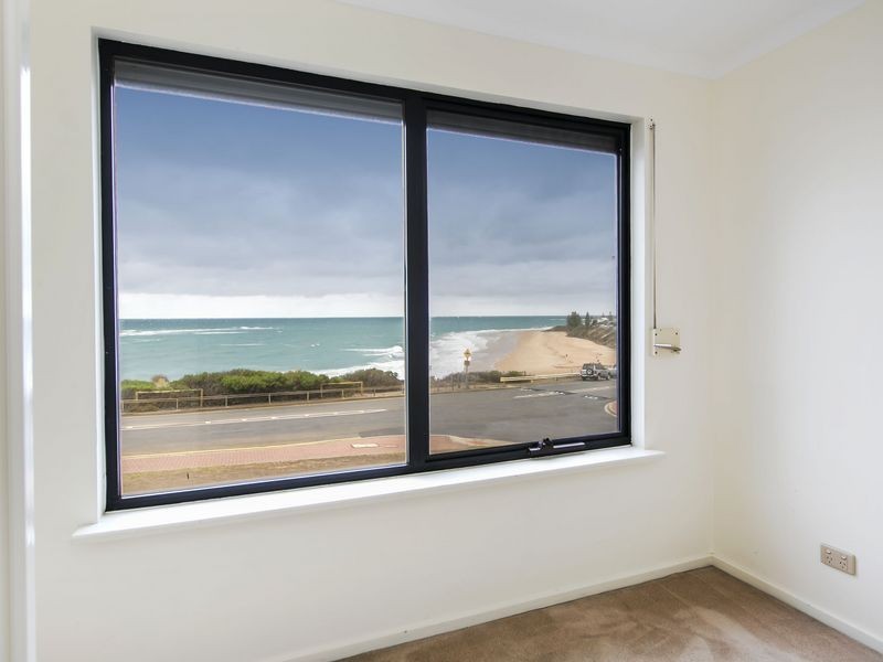 1/58 Esplanade, Christies Beach SA 5165