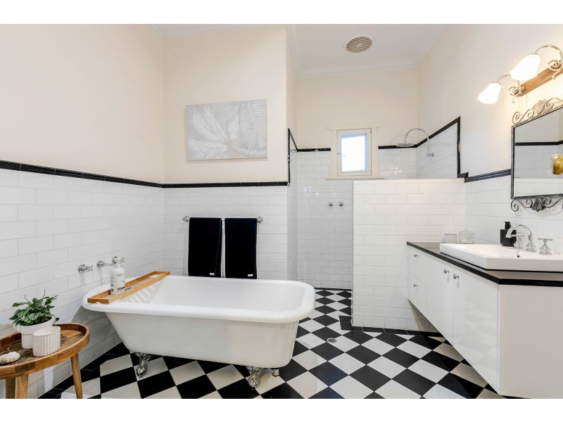 64 Bagot Avenue, Mile End SA 5031