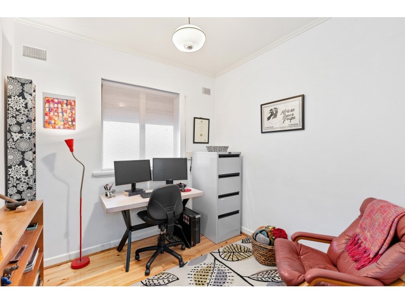 48 Gladstone Road, Mansfield Park SA 5012