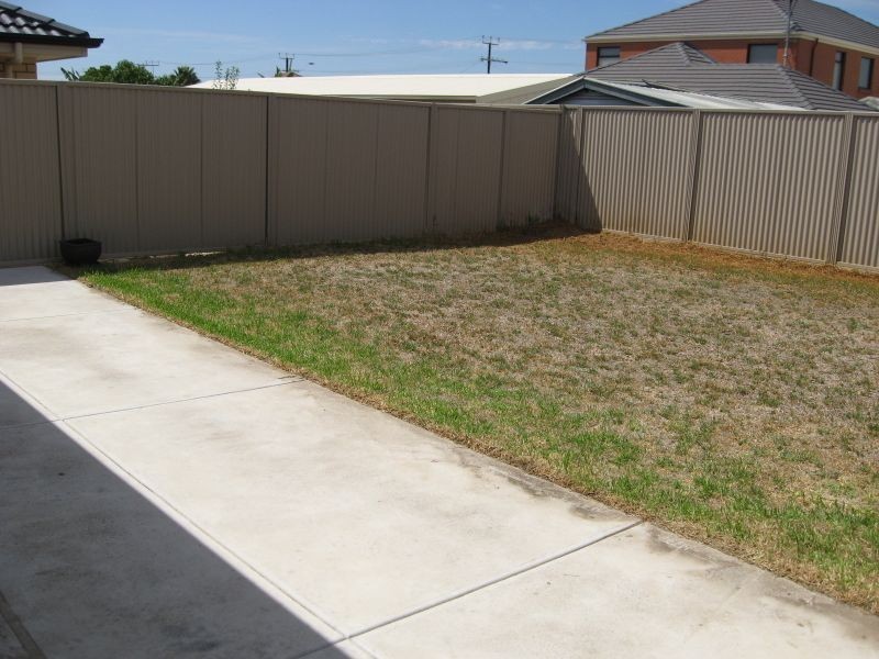 11 Yellow Gum Avenue, Athol Park SA 5012