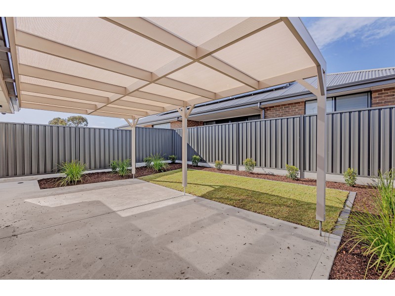 44 Oceanic Circuit, North Haven SA 5018