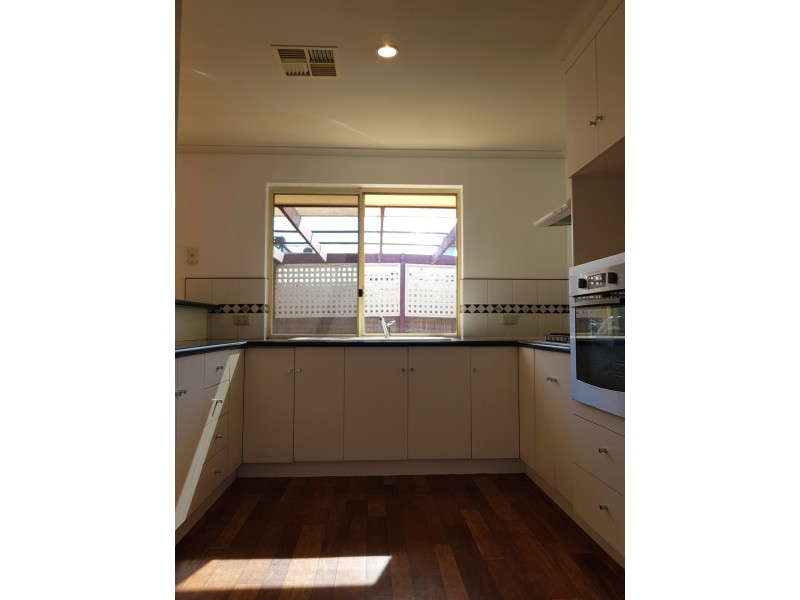 11 Pens Close, Brompton SA 5007