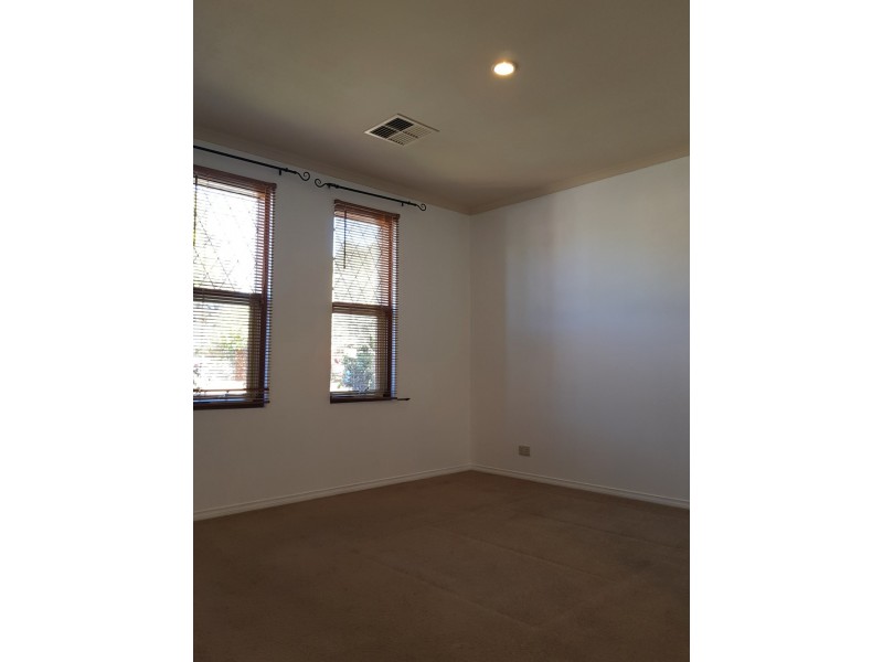 11 Pens Close, Brompton SA 5007