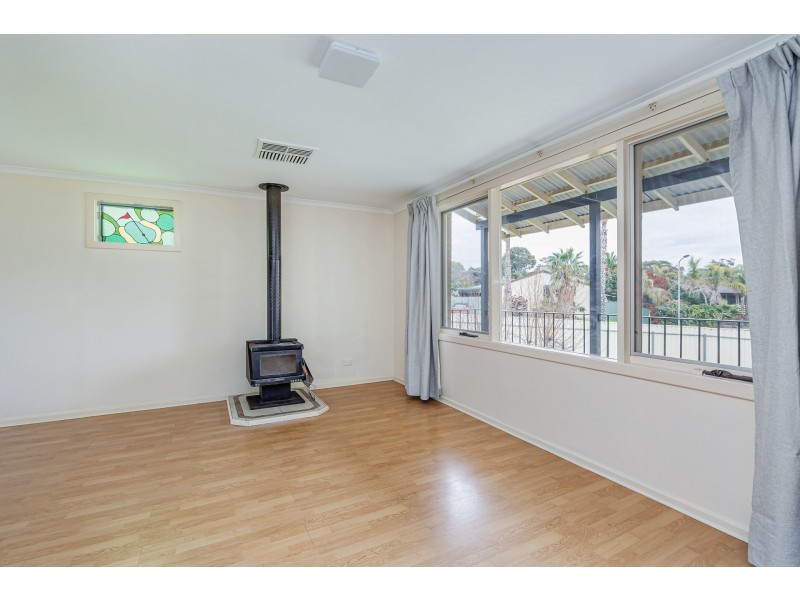 2 Guy Street, Christie Downs SA 5164