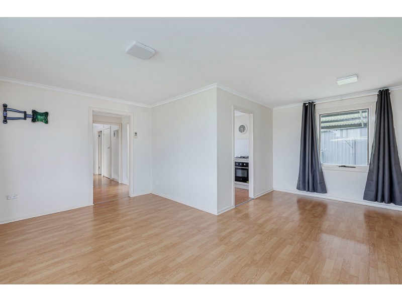 2 Guy Street, Christie Downs SA 5164