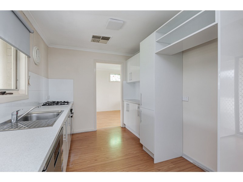 2 Guy Street, Christie Downs SA 5164