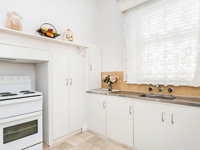 32 Henley Street, Mile End SA 5031