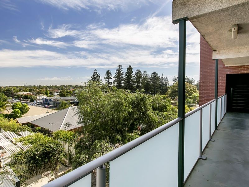 8/576 Seaview Road, Grange SA 5022