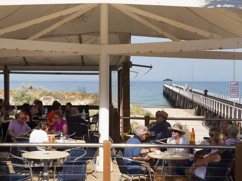 8/576 Seaview Road, Grange SA 5022