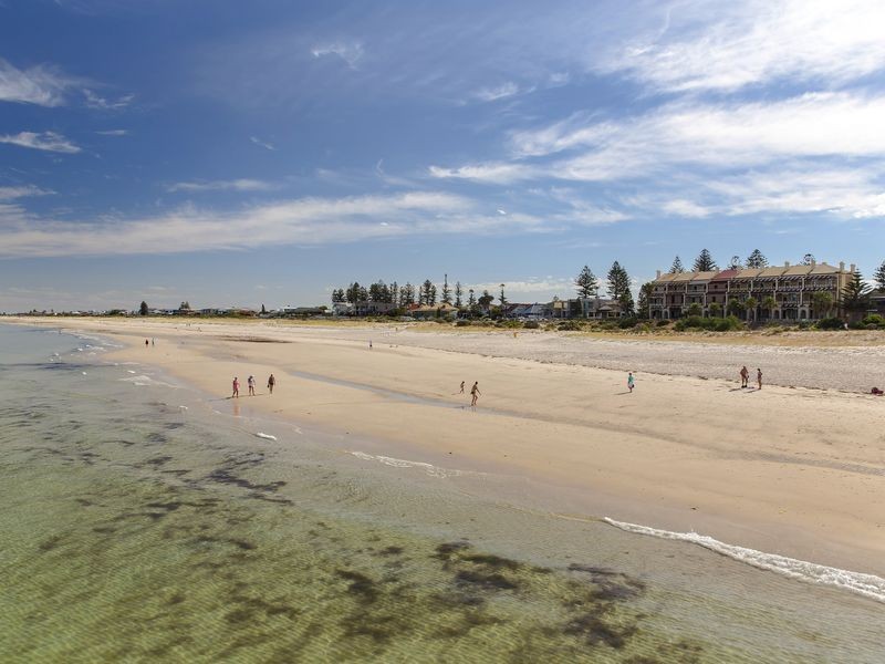 8/576 Seaview Road, Grange SA 5022