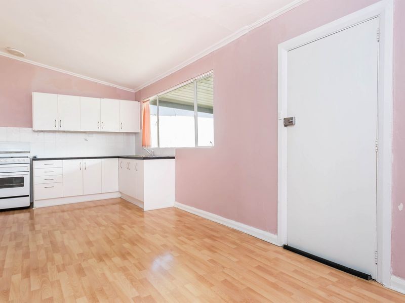 3 Rosslyn Street, Clovelly Park SA 5042