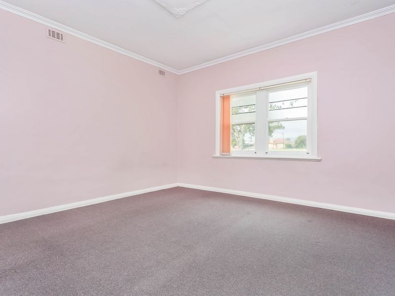 3 Rosslyn Street, Clovelly Park SA 5042