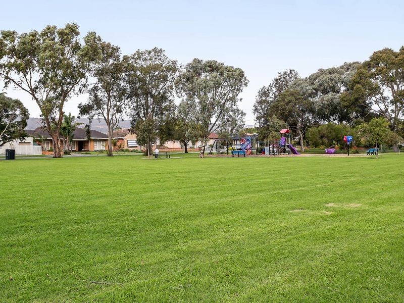 3 Rosslyn Street, Clovelly Park SA 5042