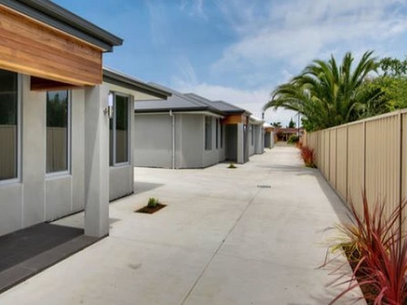 2/4 Seaton Terrace, Seaton SA 5023