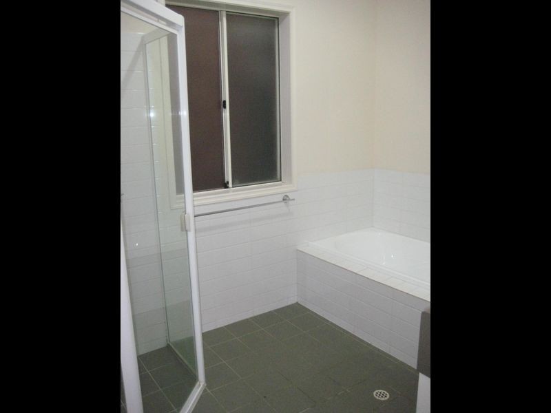 27 Sanctuary Drive, Mawson Lakes SA 5095