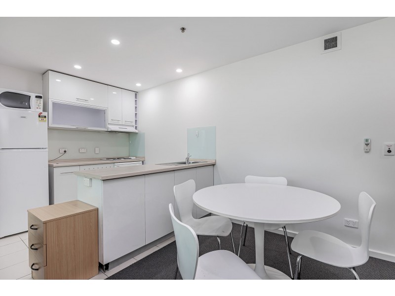 212/9 Paxtons Walk, Adelaide SA 5000