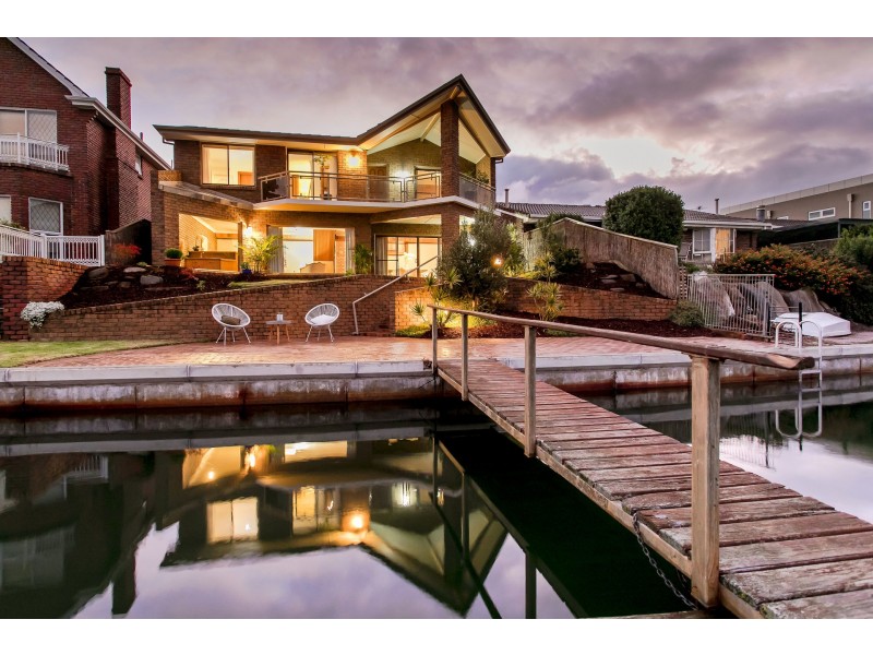 42 Martin Court, West Lakes SA 5021