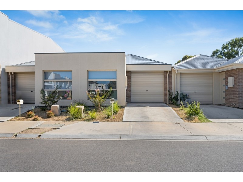 17 Victoria Way, Mansfield Park SA 5012