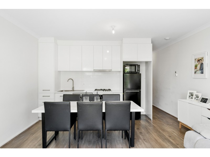 17 Victoria Way, Mansfield Park SA 5012