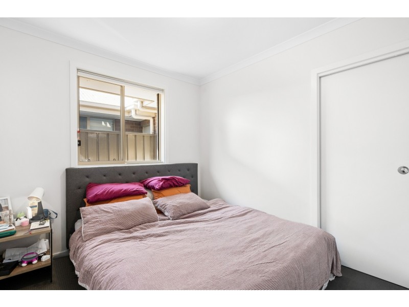17 Victoria Way, Mansfield Park SA 5012