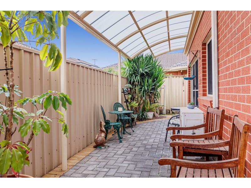 2/33 Raymond Avenue, Seaton SA 5023