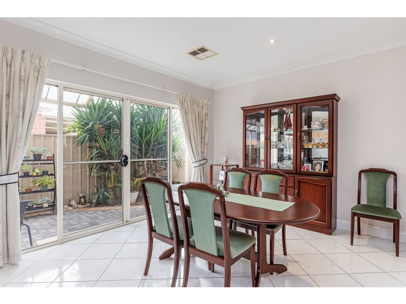 2/33 Raymond Avenue, Seaton SA 5023