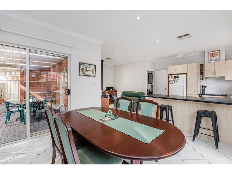 2/33 Raymond Avenue, Seaton SA 5023