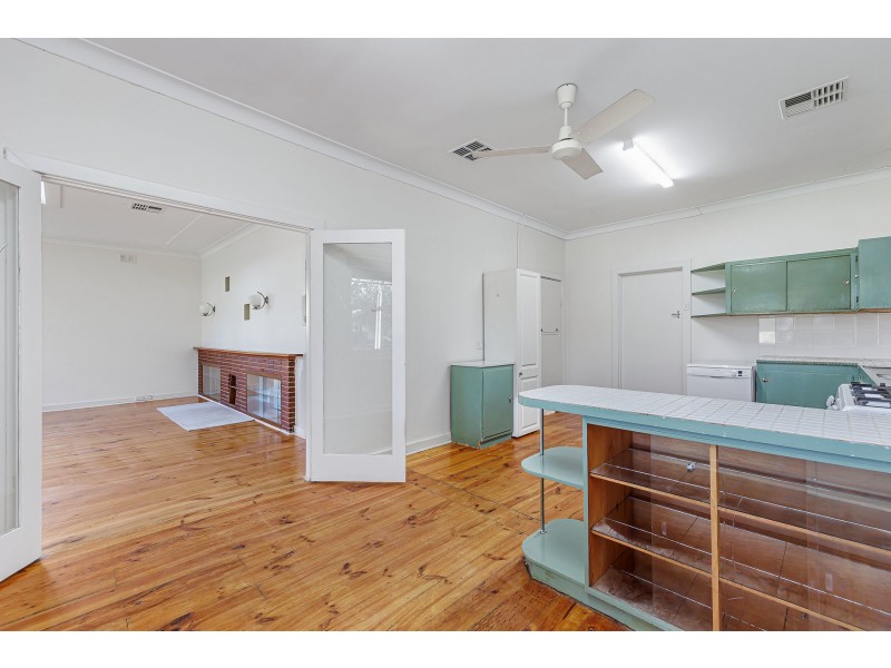 30 Winnall Street, Clapham SA 5062