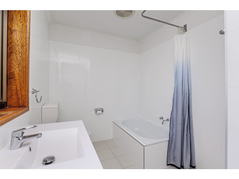 22 Exeter Terrace, Renown Park SA 5008