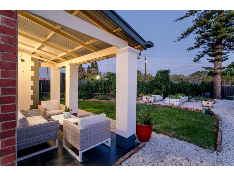 4 Harrison Road, Renown Park SA 5008