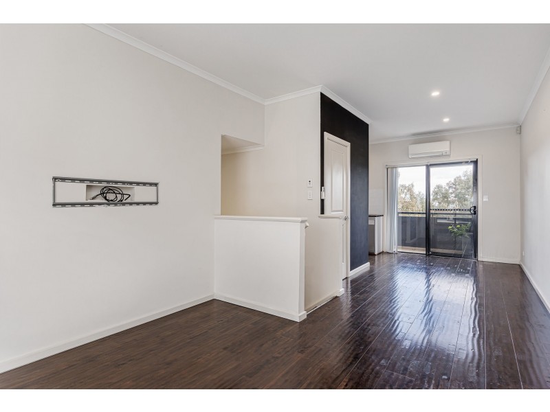 1/17 Euston Walk, Mawson Lakes SA 5095