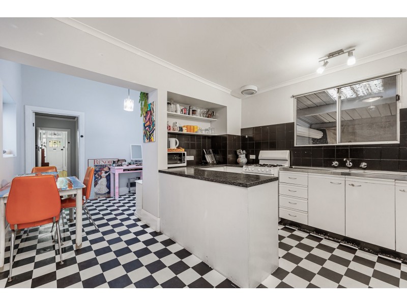 22 Ebor Avenue, Mile End SA 5031