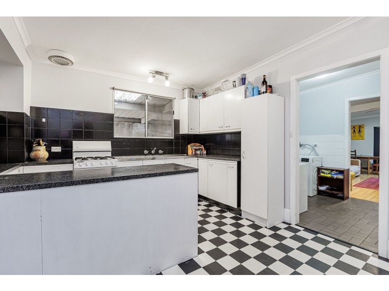 22 Ebor Avenue, Mile End SA 5031