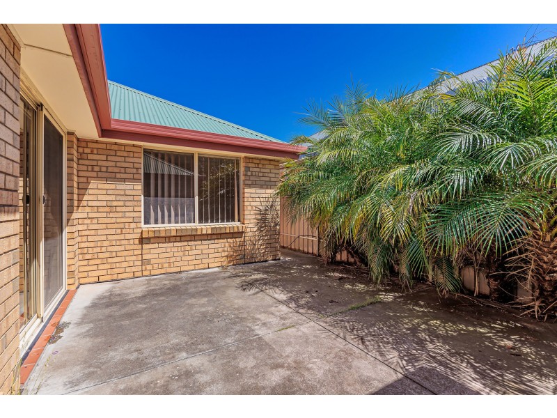 8 Wentworth Place, Brompton SA 5007