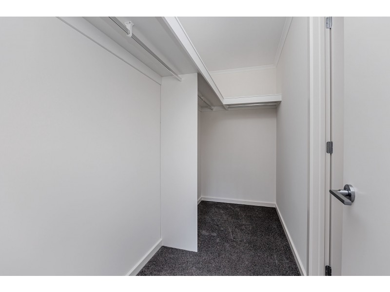 17 Montpelier Square, Port Adelaide SA 5015