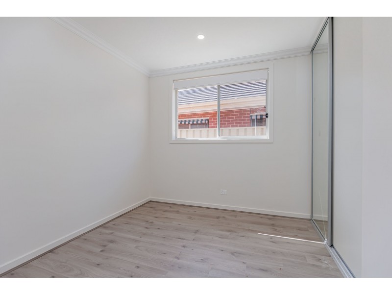 4 South Parade, Seaton SA 5023