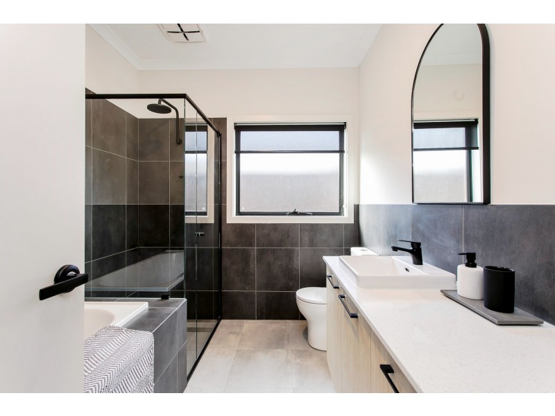 52 Cheriton Avenue, Mount Barker SA 5251