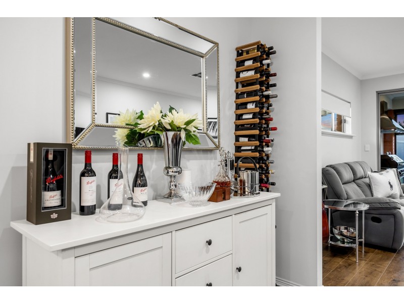 38 Lucerne Grove, Findon SA 5023