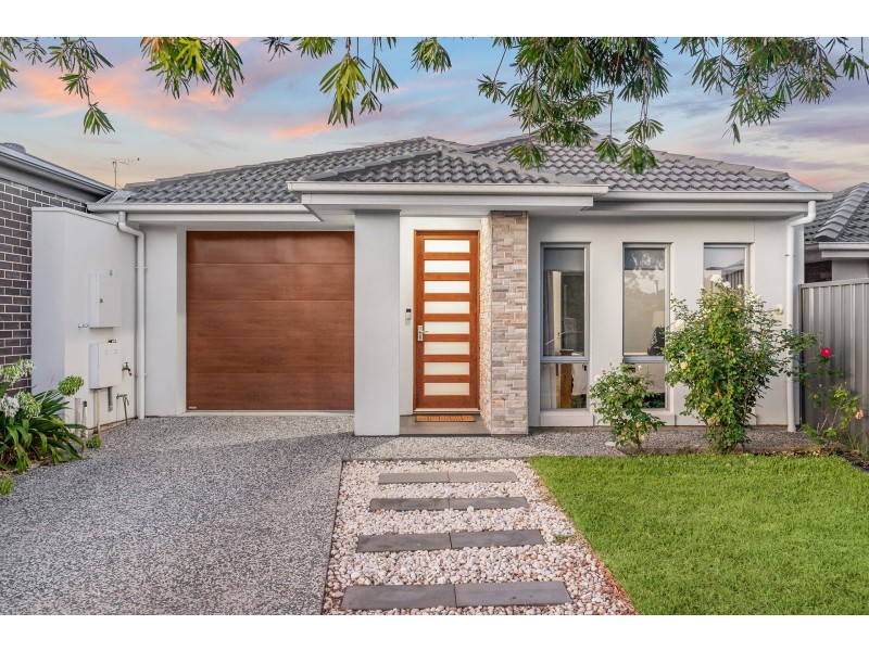 38 Lucerne Grove, Findon SA 5023