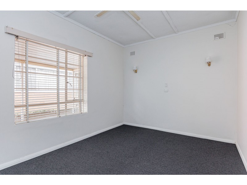 32 Winnall Street, Clapham SA 5062