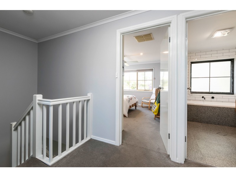 3/9 Yorktown Crescent, Henley Beach South SA 5022