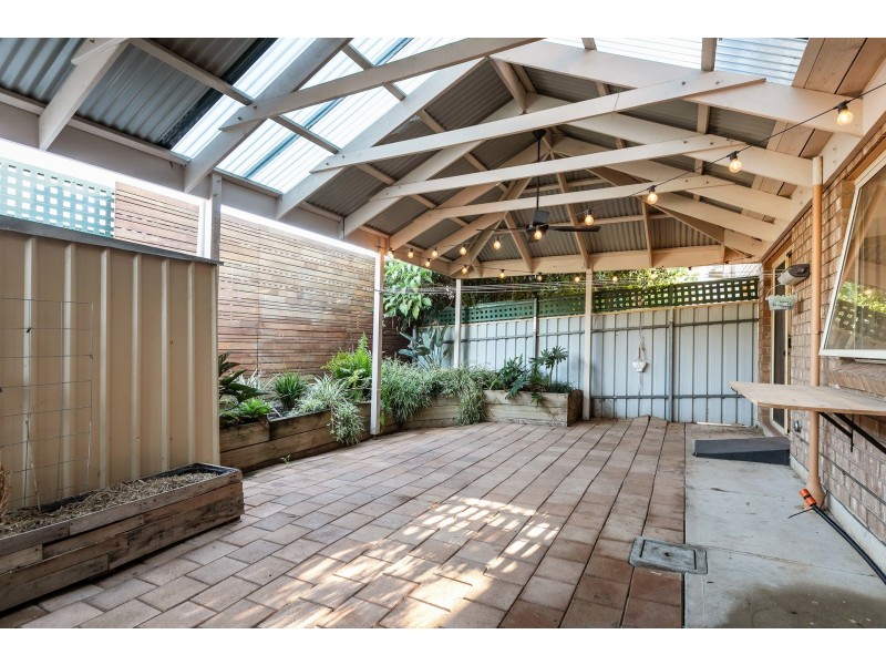 3/9 Yorktown Crescent, Henley Beach South SA 5022