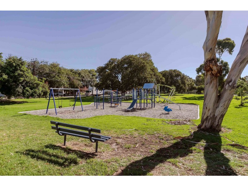3/9 Yorktown Crescent, Henley Beach South SA 5022