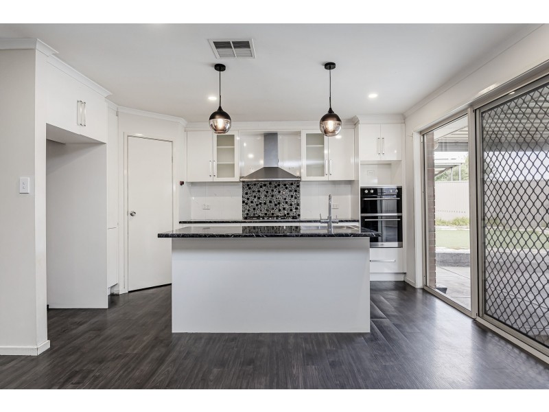 73 The Avenue, Athol Park SA 5012